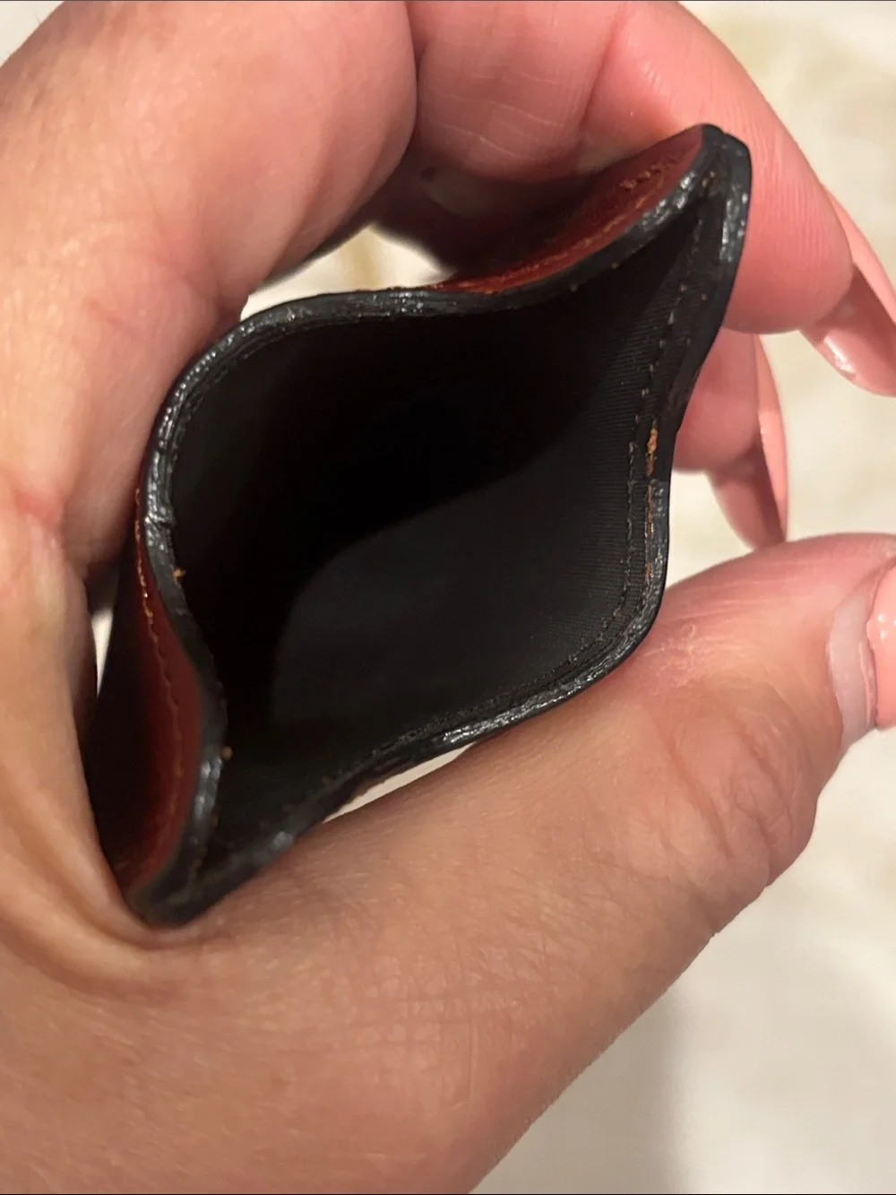 Fossil compact leather